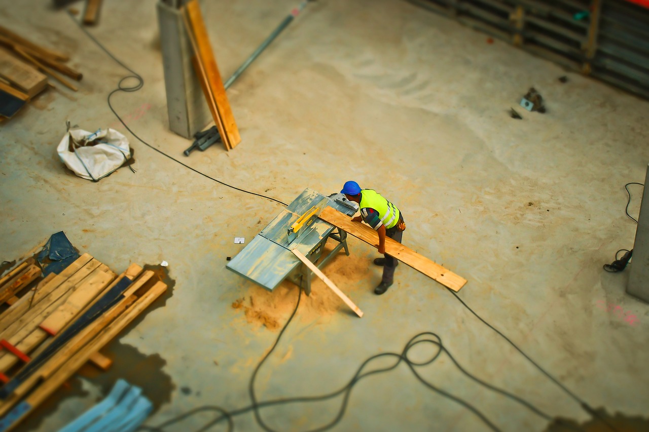 装修工人眼中的建材选择，专业视角洞悉建材优劣